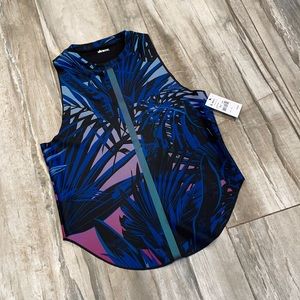 NWT Ultracor top